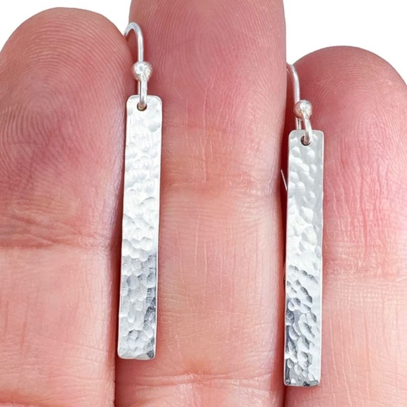 New Handcrafted Unique Hammered Silver Bar Drop Earrings 2” Length French Hooks - Picture 4 of 4